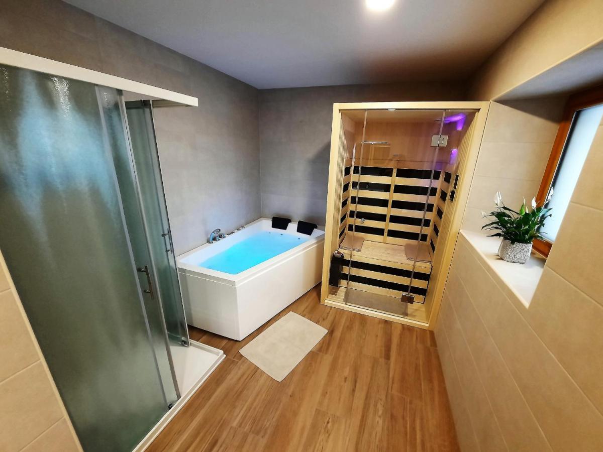 Apartments Hlapi With Spa Kobarid Bagian luar foto