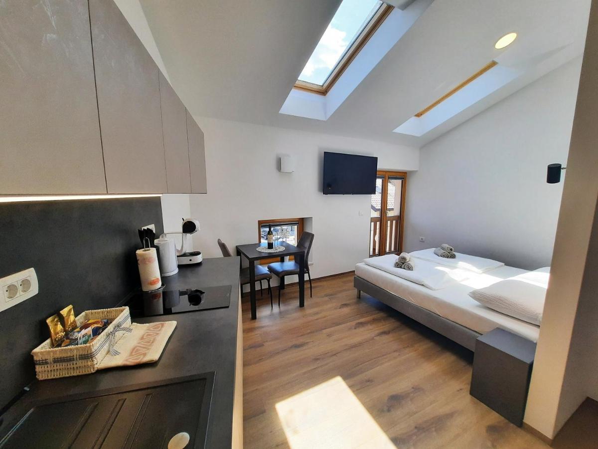 Apartments Hlapi With Spa Kobarid Bagian luar foto