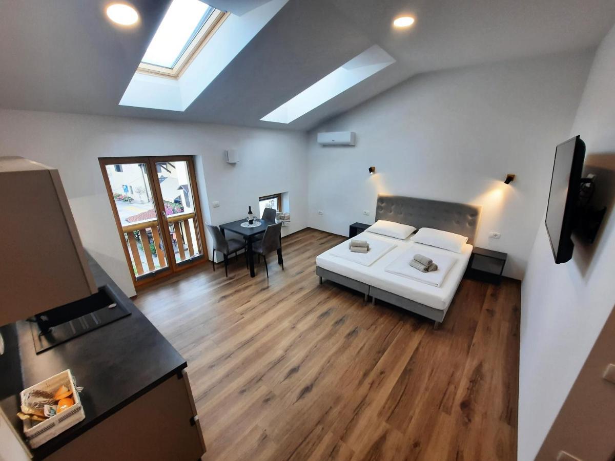 Apartments Hlapi With Spa Kobarid Bagian luar foto