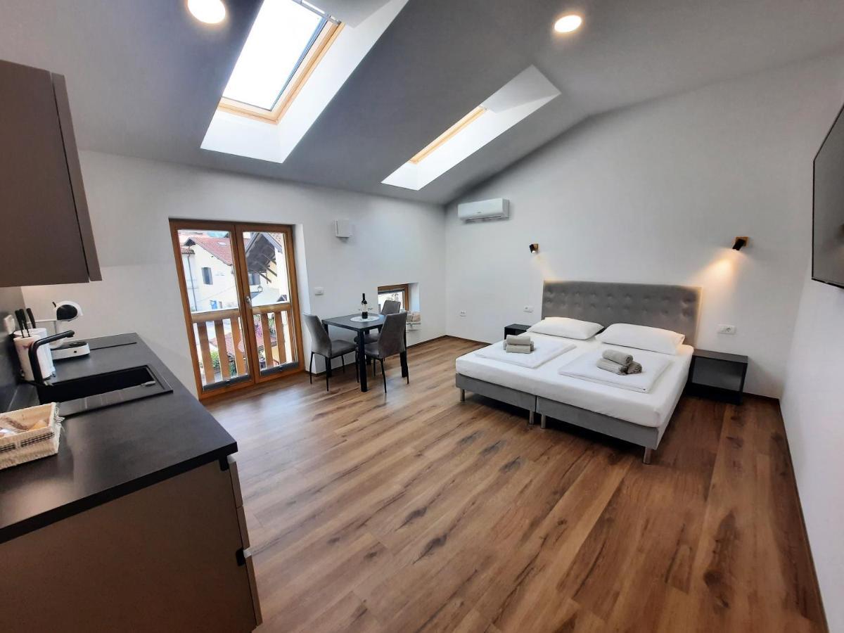 Apartments Hlapi With Spa Kobarid Bagian luar foto