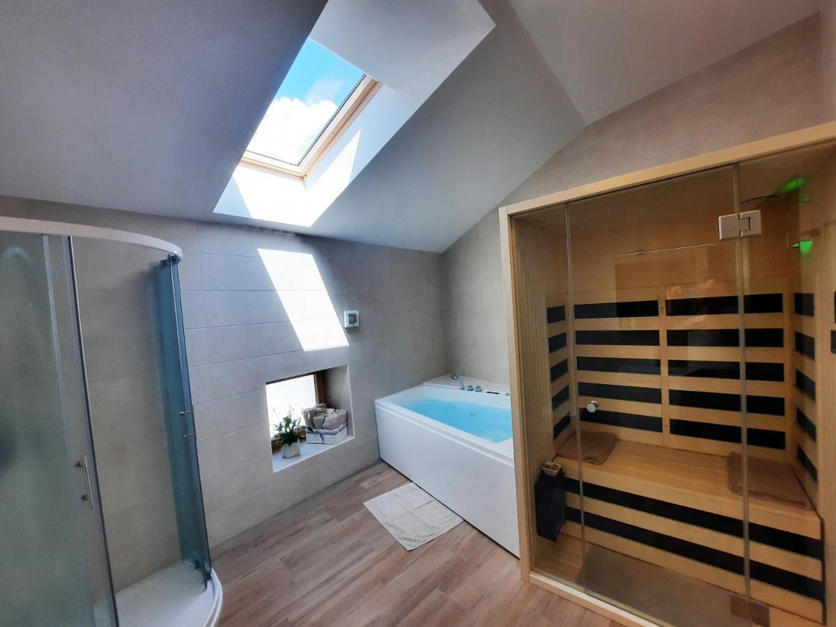 Apartments Hlapi With Spa Kobarid Bagian luar foto
